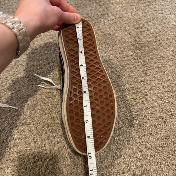 Vans Kids High-Top Sneakers Black with Floral Accents - Picture 9 of 9